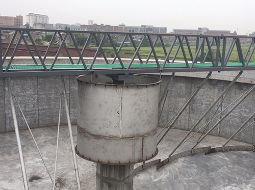 周邊傳動刮泥機(jī)